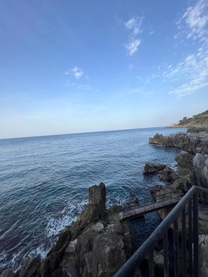 U Scrusciu D'U Mari Luxury Suite تْشيفالو المظهر الخارجي الصورة